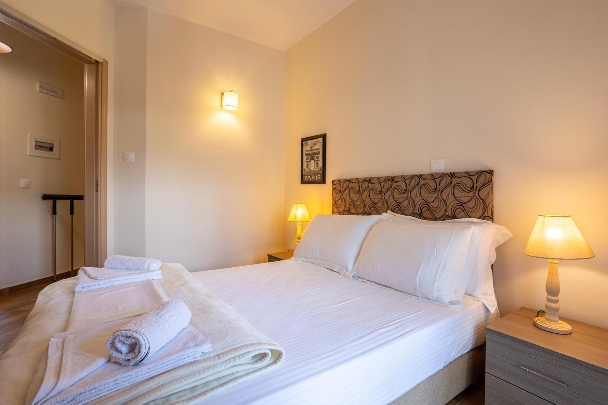 Avia Blue Maisonettes - Messinia Gulf Retreat Extérieur photo